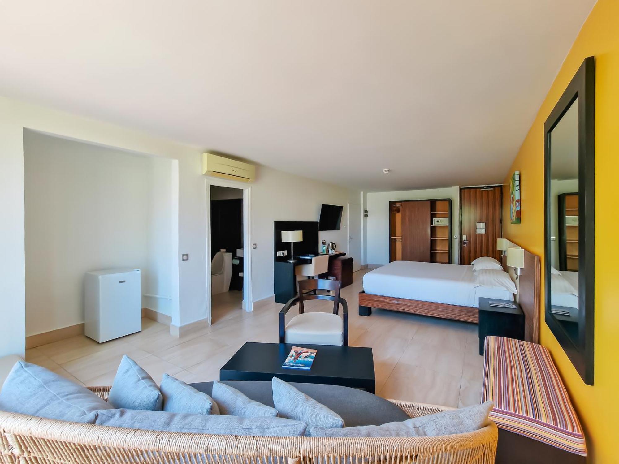 Hommage Hotel & Residences Baie Nettle Ngoại thất bức ảnh